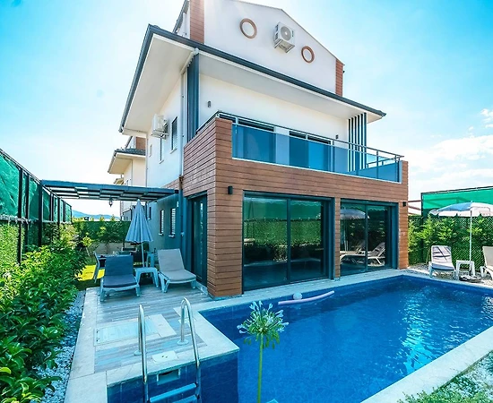 Fethiye Karaçulha'da Geniş Ailelere Uygun, Özel Havuzlu, Kiralık Villa - 1