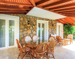 Fethiye Ölüdeniz'de Geniş Ailelere Uygun, Özel Havuzlu, Kiralık Villa - 5