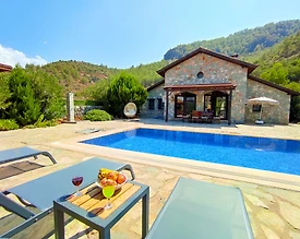 Fethiye Kayaköy'de Doğanın İçerisinde, Özel Havuzlu, Kiralık Taş Villa - 2