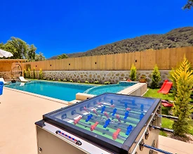 Kaş Sarıbelen'de Taş Mimarili, Geniş Bahçeye Sahip, Kiralık Villa - 3