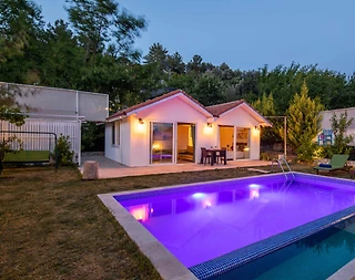 Kaş İslamlar’da Doğayla İç İçe, Özel Havuzlu, Lüks Balayı Villası - 1