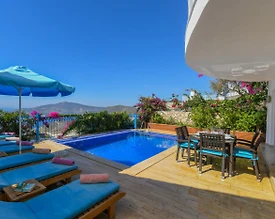 Kalkan Bezirgan'da Doğa Manzaralı, Sonsuzluk Havuzlu, 6 Kişilik Villa - 3