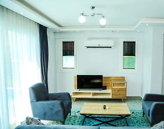 Dalyan Merkez'de Özel Havuzlu ve Geniş Bahçeli, Lüks Kiralık Villa - 4