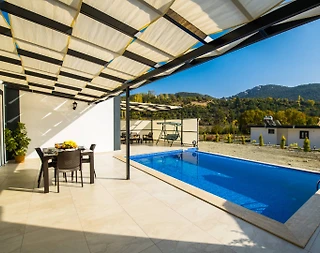 Kaş Sarıbelen'de Doğa İçerisinde, Özel Havuzlu, Kiralık Villa - 4