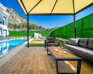 Fethiye Göcek'te Geniş Alanlara Sahip, Özel Havuzlu, Modern Villa - 2