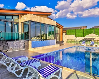 Kaş İslamlar'da Doğayla İç İçe, Açık ve Kapalı Havuzlu, Konforlu Villa - 5