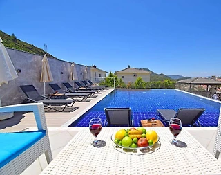 Fethiye Ölüdeniz'de Yemyeşil Bahçeli, Lüks Özel Havuzlu, Bahçeli Villa - 5