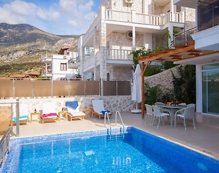 Kaş Kalkan'da Göz Alıcı Deniz Manzaralı, Özel Havuzlu, Şık Villa - 4