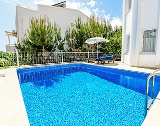Kaş Kalkan'da Denize Yakın Konumda, Özel Havuzlu, Kiralık Villa - 2