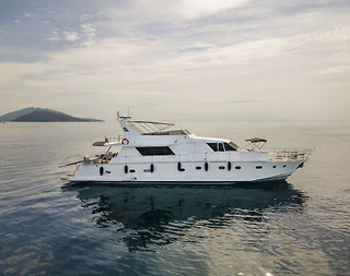 Bodrum’un Berrak Sularında, 8 Kişilik, Konforlu, Kiralık Motoryat - 3