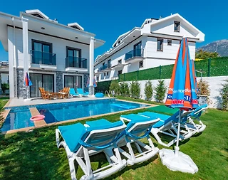 Fethiye Ölüdeniz'de Sessiz ve Sakin Konumda, Özel Havuzlu, Kiralık Villa - 1
