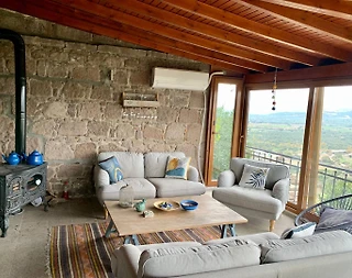 Çanakkale Behram'da Muhteşem Vadi Manzaralı, 8 Kişilik, Tarihi Taş Ev - 3