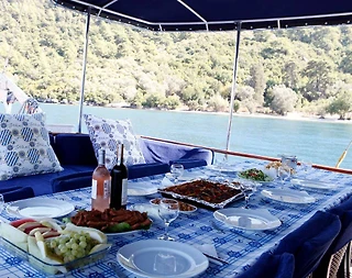 Muğla Marmaris'de Kalabalık Ailelere Uygun, Kaptanlı Kiralık Gulet - 5