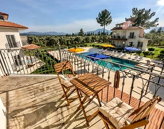 Muğla Köyceğiz'de Tesis İçerisinde, 10 Kişi Kapasiteli, Kiralık Villa - 5