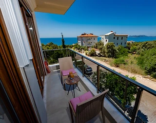 Demre'de Deniz Manzaralı, Havuzlu, Jakuzili ve Saunalı, Kiralık Villa - 5