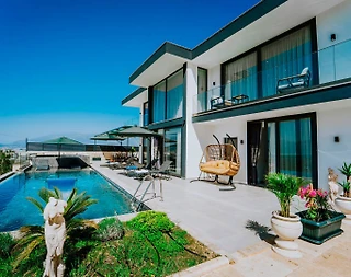 Kaş Yeşilköy'de Deniz Manzaralı, Saunalı, 6 Kişilik, Lüks Villa - 4