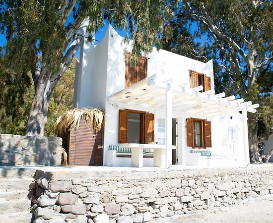 Bodrum Akyarlar'da Denize Sıfır, Modern Tasarıma Sahip, Otantik Villa - 1
