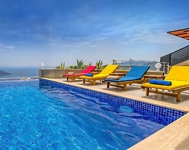 Kaş İslamlar'da Deniz ve Doğa Manzaralı, Özel Havuzlu, Kiralık Villa - 2