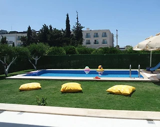 Muğla Bodrum'da Denize Yakın, Geniş Bahçeli, Lüks Kiralık Villa - 5