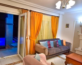 Fethiye Foça'da Modern Tasarımlı, Özel Havuzlu, Konforlu Villa - 3