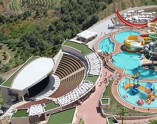 Alanya'da Tesis İçerisinde, Ücretsiz Aqua Parklı, 2+1 Kiralık Daire - 1