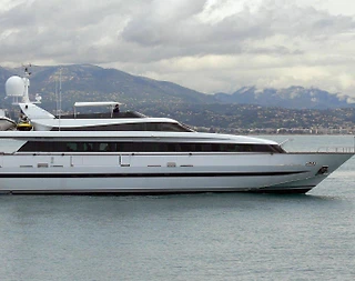 Göcek'te Masmavi Denizde, Kalabalık Ailelere Uygun, Kiralık Motoryat - 1