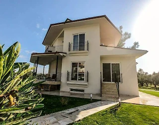 Muğla Köyceğiz'de Tesis İçerisinde, Ortak Havuzlu, Kiralık Villa - 2