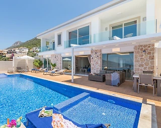 Kalkan Kördere'de Görülmeye Değer Manzaralı, Özel Havuzlu, Şık Villa - 3