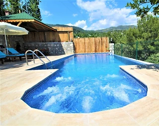 Kaş İslamlar'da Deniz ve Doğa Manzaralı, Özel Havuzlu, Huzurlu Villa - 4