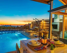 Kaş İslamlar'da Enfes Doğada, Kapalı Özel Havuzlu, Balayı Villası - 2