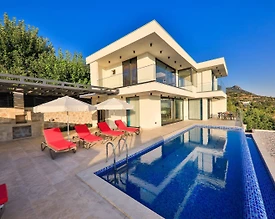 Kaş Üzümlü'de Enfes Manzaraya Sahip, Özel Havuzlu, Lüks Villa - 3