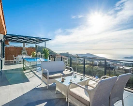 Kaş Bezirgan'da Muhteşem Deniz Manzaralı, Sonsuzluk Havuzlu, Kiralık Villa - 2