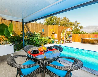 Kaş Üzümlü'de Doğayla İç İçe, Özel Havuzlu, Jakuzili Villa - 4