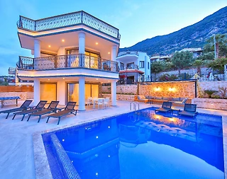 Kaş Kalkan'da Deniz ve Doğa Manzaralı, Özel Havuzlu, Şık Villa - 3