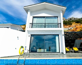 Kaş Bezirgan'da Deniz ve Doğa Manzaralı, Özel Havuzlu, Balayı Villası - 5