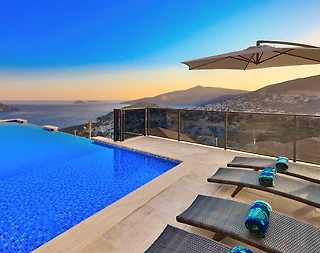Kaş Kalkan'da Eşsiz Deniz Manzaralı, Sonsuzluk Havuzlu, Lüks Villa - 1