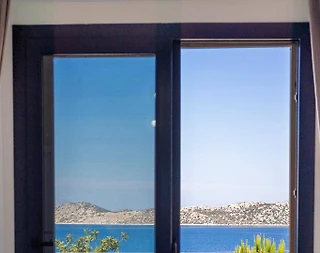 Muğla Marmaris'te Enfes Deniz Manzaralı, Özel Havuzlu, Kiralık Villa - 2