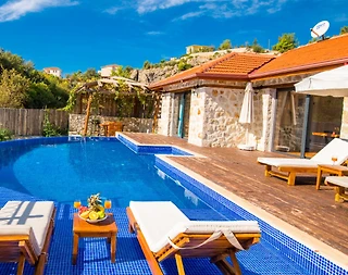 Kaş İslamlar'da Doğa İle İç İçe, Sonsuzluk Havuzlu, Kiralık Villa - 5