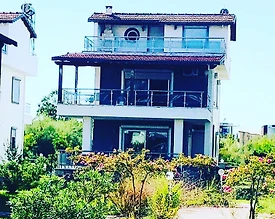 Kuşadası Güzelçamlı'da Ortak Havuzlu, Denize Yakın, Kiralık Villa - 3
