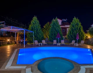 Fethiye'de Kalabalık Ailelere Uygun, Özel Havuzlu, Şömineli Villa - 4