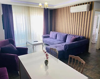 Konyaaltı Gürsu'da Nezih Konumda, Plaja Yakın, Kiralık Suit - 2