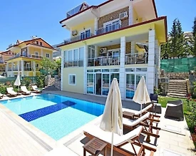 Fethiye Ölüdeniz'de Doğa İçerisinde, Enfes Tasarımlı, Kiralık Villa - 3
