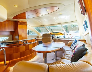 Fethiye Göcek'te Harika İç Tasarıma Sahip, 6 Kişilik Motoryat - 5