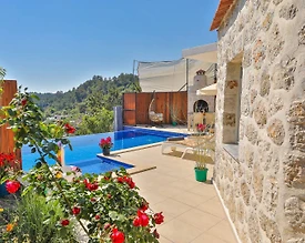 Kaş İslamlar'da Enfes Deniz Manzaralı, Özel Havuzlu, Lüks Villa - 2