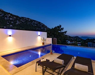 Kaş İslamlar'da Özenle Dekore Edilmiş, Özel Havuzlu, Kiralık Villa - 3