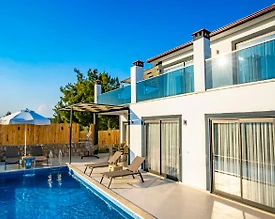 Kaş Palamut'da Doğa İçerisinde, Özel Havuzlu, Lüks Kiralık Villa - 2