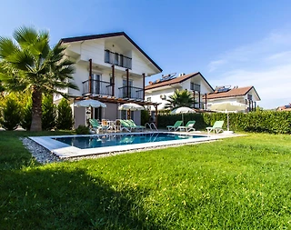 Fethiye Ölüdeniz'de Denize Yakın, Özel Havuzlu, 8 Kişilik Villa - 1