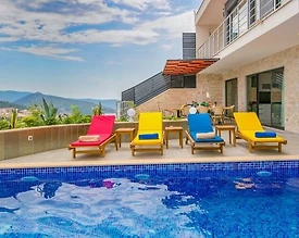 Kaş İslamlar'da Deniz ve Doğa Manzaralı, Özel Havuzlu, Kiralık Villa - 3