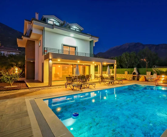 Fethiye Ölüdeniz'de Özel Havuzlu, Yerden Isıtmalı, Lüks Tatil Villası - 1
