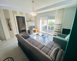 Konyaaltı Gürsu'da Plaja Yakın, Şehir Manzaralı, 1+1 Kiralık Suit - 3